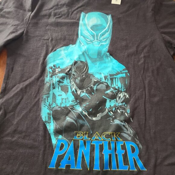 Lot of 3 Marvel T-Shirts Youth Size 16-18 or Adult Small - Picture 4 of 16